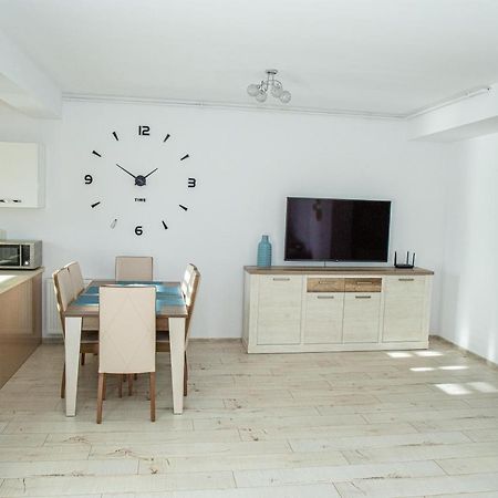 Apartament Apartament Luxury Irina Râșnov Zewnętrze zdjęcie