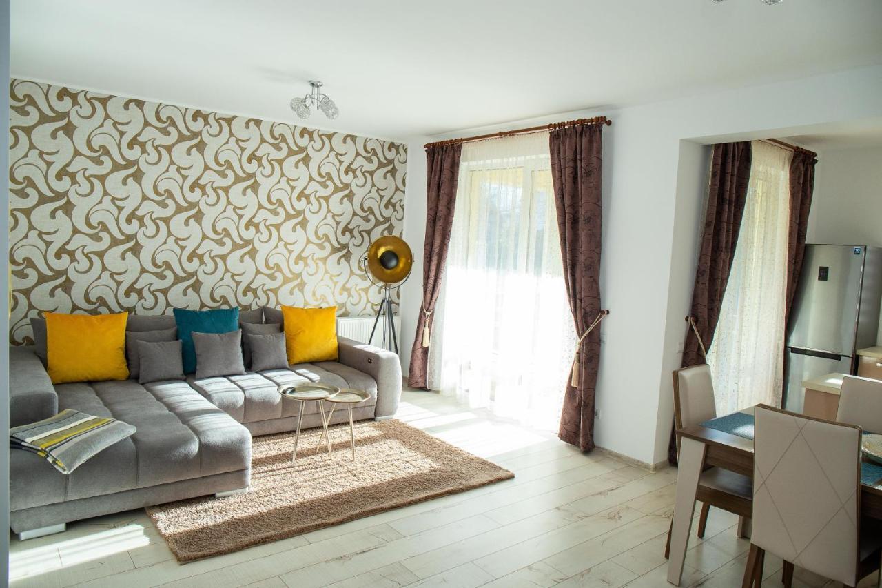 Apartament Apartament Luxury Irina Râșnov Zewnętrze zdjęcie