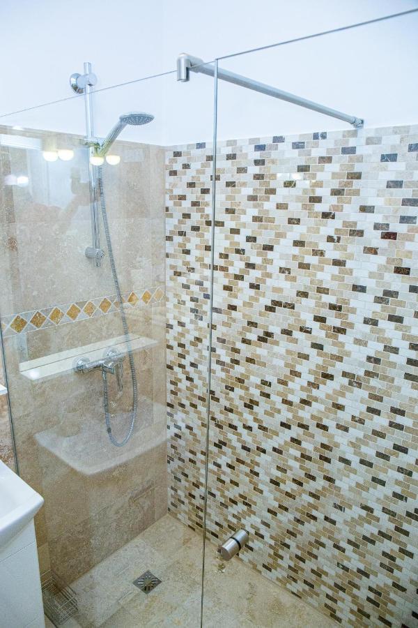 Apartament Apartament Luxury Irina Râșnov Zewnętrze zdjęcie